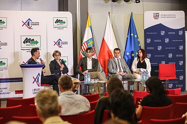 642m0733-20240611-TK-Ksztalcenie-Ustawiczne-konferencja.jpg
