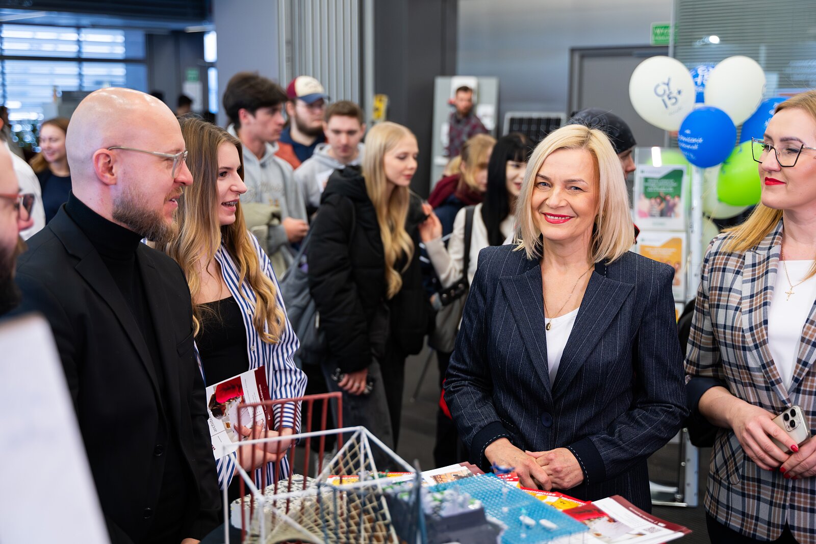 DSC-7070.jpg [1.25 MB]