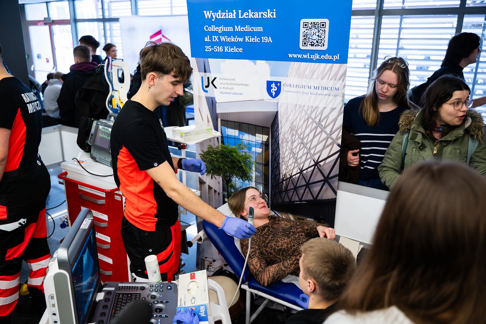 DSC-6977.jpg [1.32 MB]